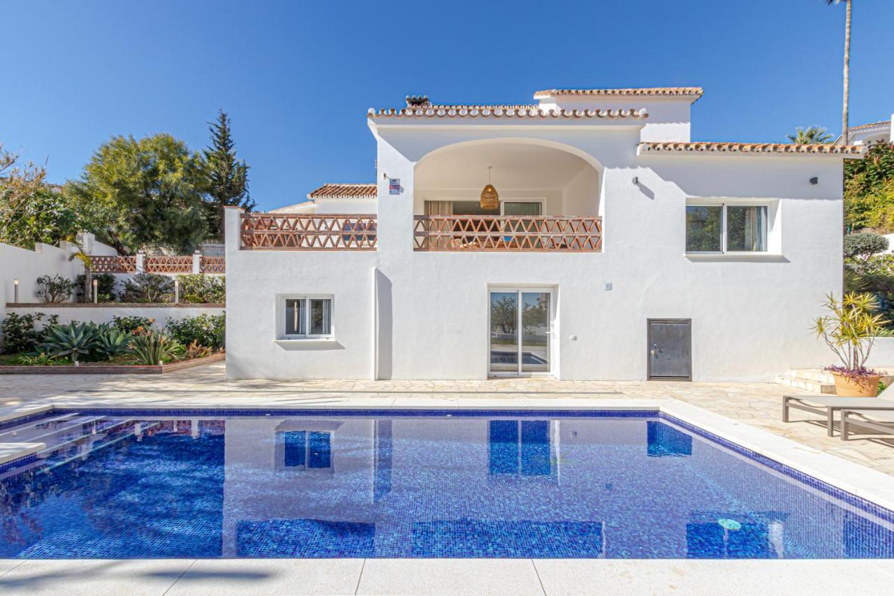 Luxury Villa Andalucia Seaview Private Pool Close To Centre Benalmádena Exterior photo