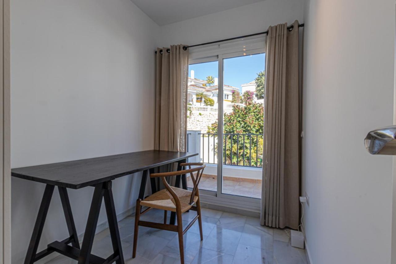 Luxury Villa Andalucia Seaview Private Pool Close To Centre Benalmádena Exterior photo